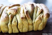 Ranch-Stuffed Pull-Apart Bread Slices Recipe