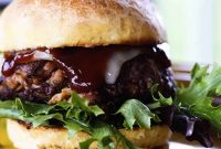 Ultimate Messy Burgers: Beef, BBQ Pulled Pork & Bacon