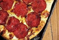 Salami Pizza with Honey Drizzle: Sweet and Savory Slice