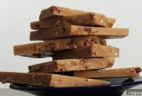 Salted Bacon Toffee: Sweet and Savory Candy Recipe