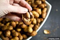 Sriracha-Roasted In-Shell Peanuts: Spicy Crunch Snack Recipe