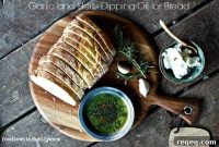 Garlic and Herb Dipping Oil Recipe for Bread and Vegetables