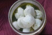 Homemade Mozzarella & Pesto-Marinated Bocconcini Recipe