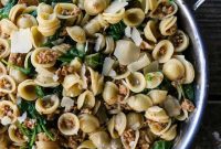 Creamy Sausage and Spinach Pasta Recipe for Dinner