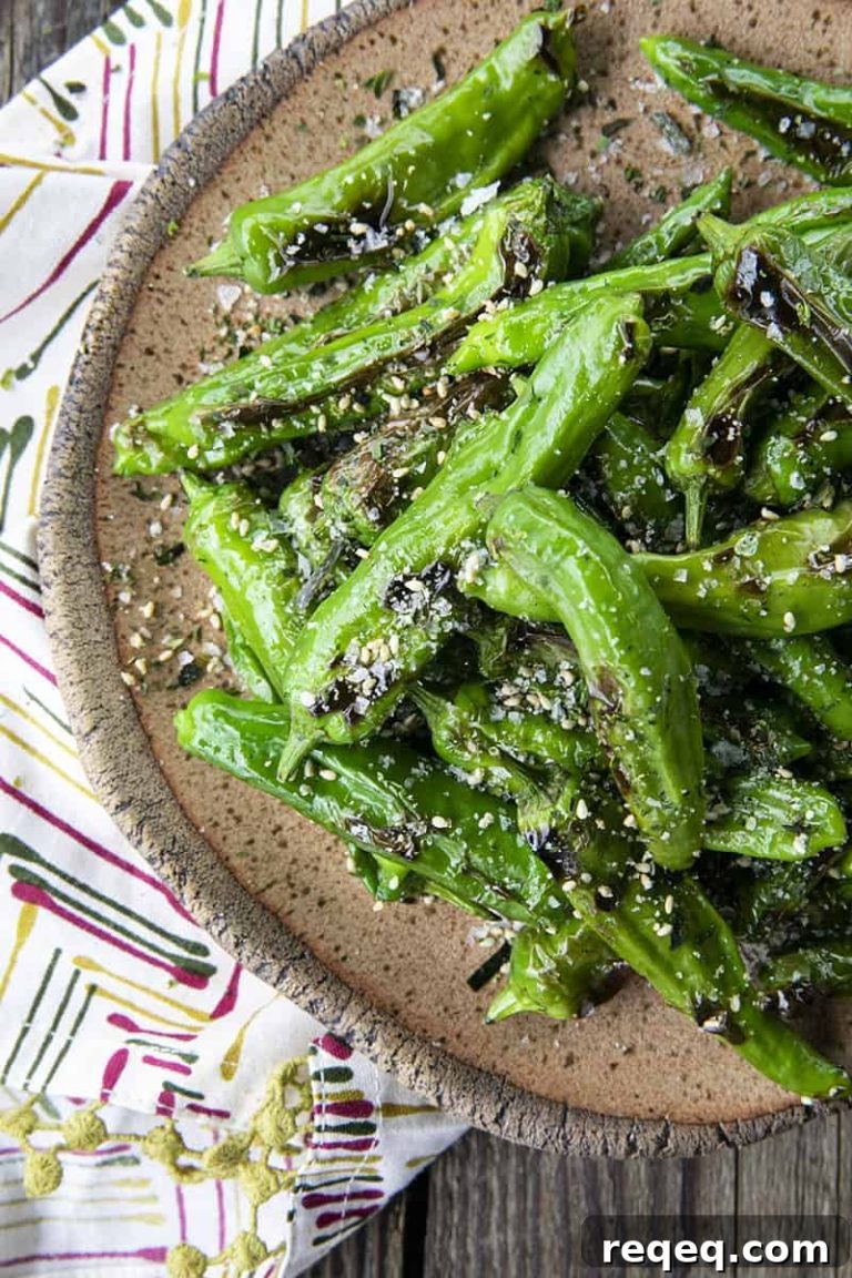 Crispy Pan-Seared Shishito Peppers Recipe 19 featured 31183