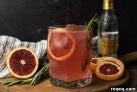 Rosemary Gin Cocktail: Refreshing Herb-Infused Drink Recipe