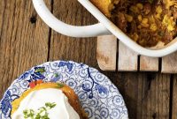 Cheesy Pulled Pork Casserole with Crispy Topping