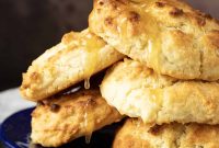 Flaky Buttermilk Drop Biscuits Recipe for Perfect Breakfast