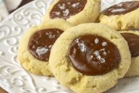 Dulce de Leche Cookie Recipe: Chewy Caramel Treats for Dessert