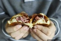 Savory Ham and Cheddar Stuffed Pretzels Recipe