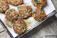 Spinach, Bacon & Cheddar Savory Munchy Cakes