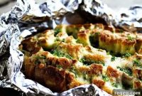Cheddar Pull-Apart Tailgate Bread Recipe