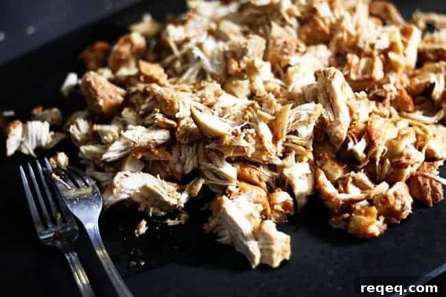 Make-Ahead Honey Sriracha Slow-Cooker BBQ Chicken 4 Gentle sweetness from honey brings out the best of the tasty heat from Sriracha in this great Slow-Cooker Honey Sriracha Barbecue Chicken. Pile the chicken high on sandwiches topped with a cucumber, cilantro salad, and a fried egg ~or~ on a tossed salad, in tacos or on a chicken fajita or barbecue pizza. Leftovers store beautifully in individual portions in the freezer.