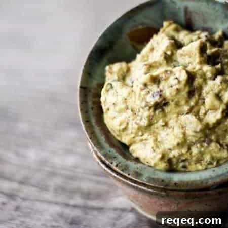 Smoky Bacon & Horseradish Mustard Recipe for Sandwichs and Dips 3 Bacon Horseradish Mustard | www.foodiewithfamily.com