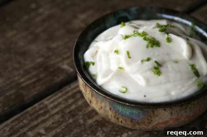 Creamy Garlic Cauliflower Sauce Recipe for Pasta & Veggies 3 Creamy Roasted Garlic Cauliflower Puree makes a great year 'round side dish (or sauce for other vegetables!) from foodiewithfamily.com