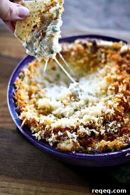 Baked Jalapeno Popper Dip #ComfortFood #SuperbowlSnacks #GameDaySnacks