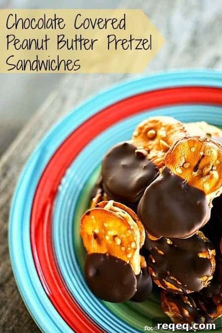 Chocolate-Covered Peanut Butter Pretzel Sandwiches You'll Crave 2 Chocolate Covered Peanut Butter Pretzel Sandwiches #PeanutButter #Chocolate #Pretzels foodiewithfamily.com