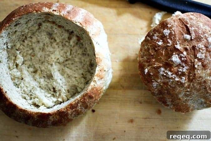 Mini Onion and Dill Sour Cream Bread Bowls (Mini Boule Loaves) 4 Onion, Dill, Sour Cream Bread Bowls or Mini Boule Loaves foodiewithfamily.com #artisanbread #homemadebread