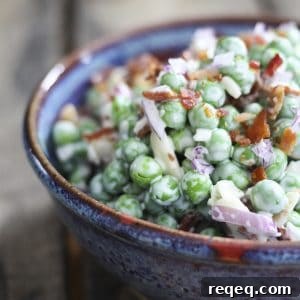Easy Bacon Pea Salad: peas, crispy bacon, red onions, and creamy dressing.