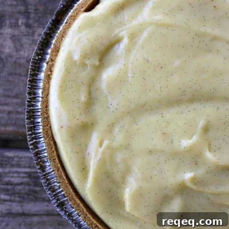Classic Homemade Banana Cream Pie Recipe with Vanilla Pastry Cream 4 Homemade Banana Cream Pie with real bananas and homemade vanilla bean custard.