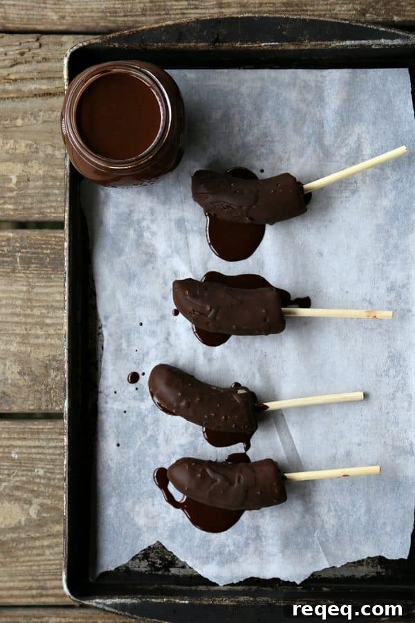 Peanut Butter Chocolate Magic Shell with just 3 natural ingredients from foodiewithfamily.com