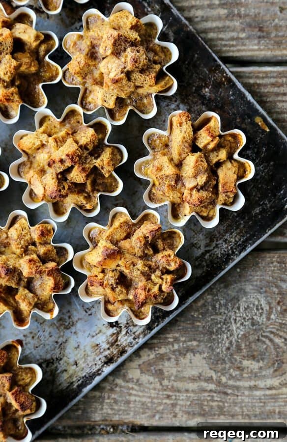 Banana Bread French Toast Breakfast Cups Recipe 3 Banana Bread French Toast Muffin Cups for an easy, delicious breakfast... Or dessert ;) foodiewithfamily.com