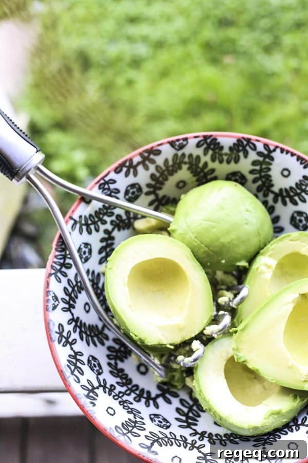 Creamy Green Goddess Guacamole Recipe for Parties and Dips 3 Green Goddess Guacamole with Hass Avocados
