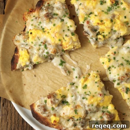 Sausage Gravy Breakfast Pizza
