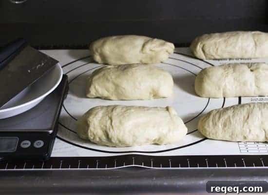 hotdogbuns2 Homemade Hot Dog Buns are infinitely more flavourful than commercially available ones, turning any ordinary hot dog meal into an extraordinary one. You'll be hard pressed to find a better bun for chili dogs!