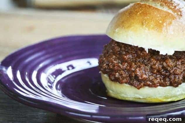 slowcookersloppyjoes1 img 8330 1